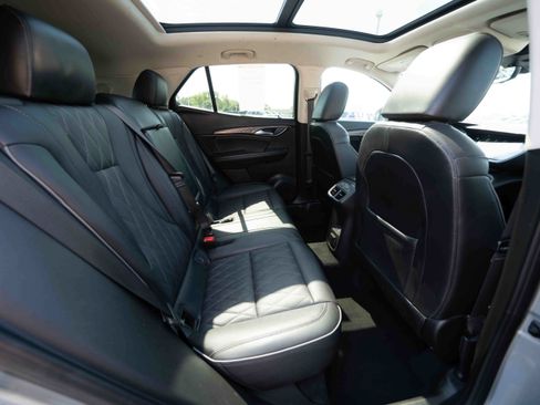 Used 2023 Buick Envision Avenir AWD/4WD image 25