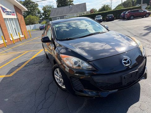 Used 2013 MAZDA MAZDA3 i Touring FWD image 3