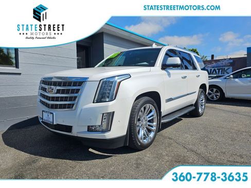 Used 2018 Cadillac Escalade Premium Luxury w/ LPO, Radiant Package AWD/4WD image 1