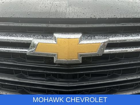 Used 2023 Chevrolet Traverse LS w/ Safety Package AWD/4WD image 31
