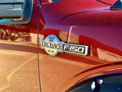 Used 2014 Ford F150 King Ranch w/ King Ranch Luxury Package image 4