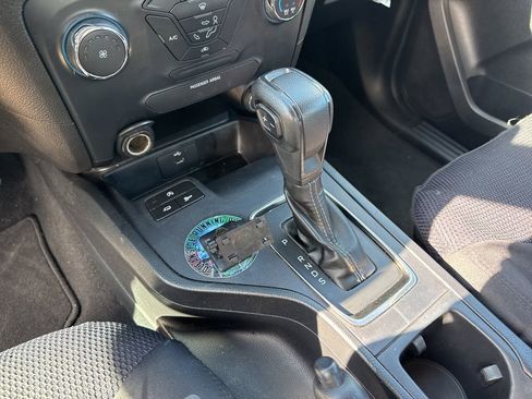 Used 2020 Ford Ranger XL w/ Equipment Group 101A Mid image 10