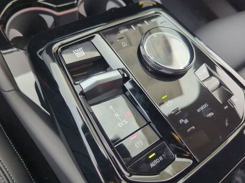 New 2026 BMW 530i w/ Premium Package image 21