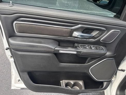 Used 2023 RAM 1500 Laramie AWD/4WD image 22