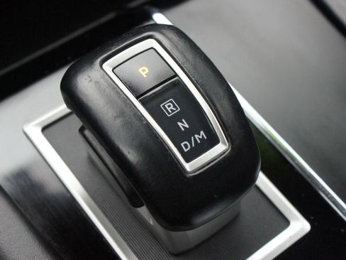 Used 2024 Mitsubishi Outlander SE image 12