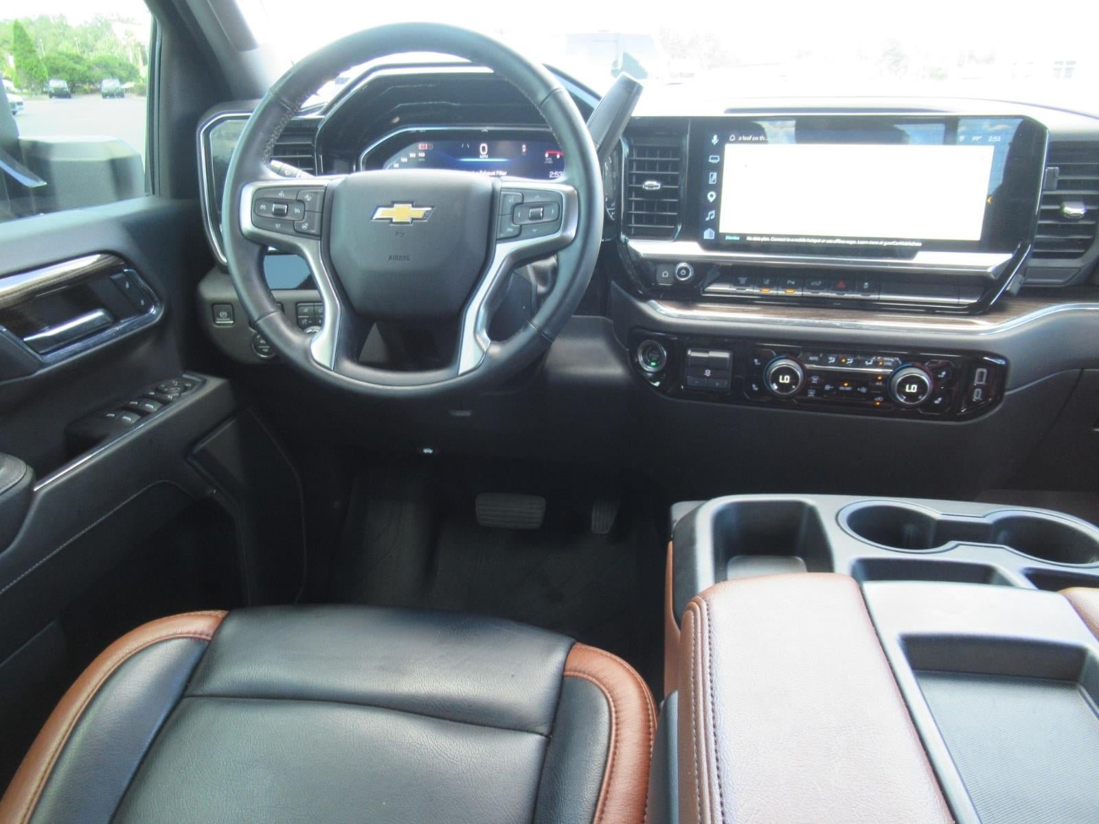 Used 2024 Chevrolet Silverado 2500 LT w/ All Star Edition AWD/4WD image 13