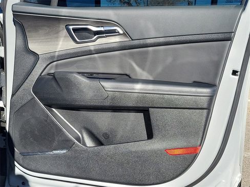 Used 2025 Kia Sportage X-Pro Prestige image 14