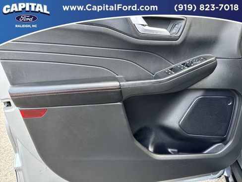 Certified 2024 Ford Escape ST-Line w/ Tech Pack #1 image 19