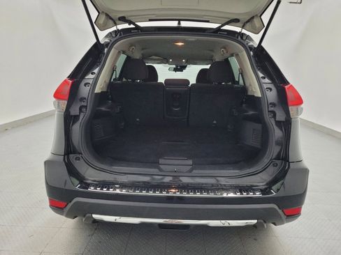 Used 2020 Nissan Rogue S w/ Special Edition Package FWD image 29