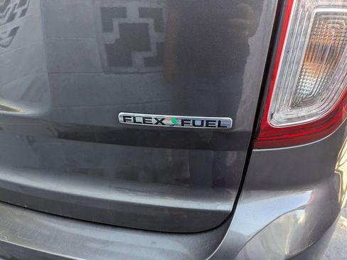 Used 2015 Ford Explorer XLT w/ Equipment Group 202B image 6