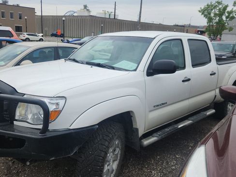 Used 2010 Toyota Tacoma 4x4 Double Cab image 8