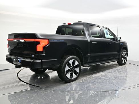 Used 2024 Ford F150 Lightning Lariat image 5