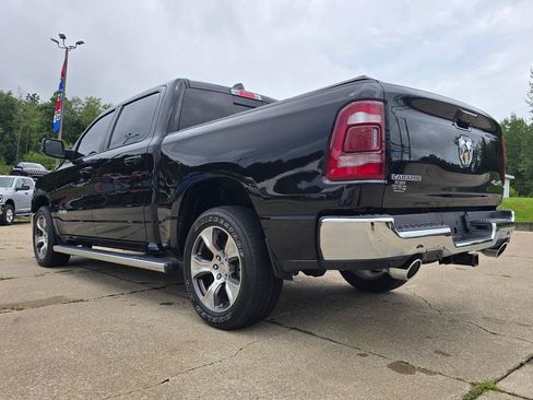 Used 2024 RAM 1500 Laramie AWD/4WD image 5