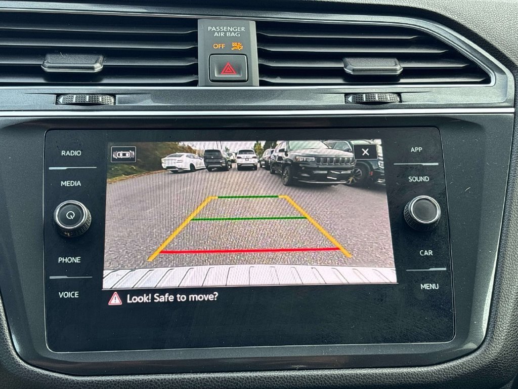 Certified 2023 Volkswagen Tiguan SE AWD/4WD image 26