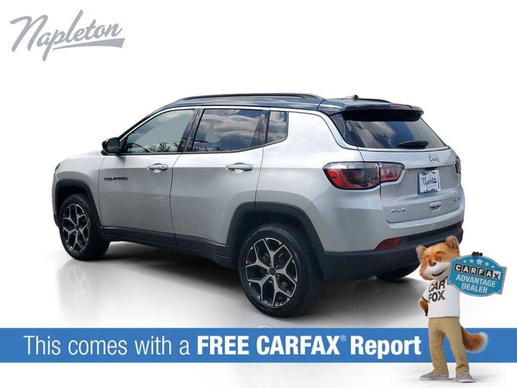 Used 2025 Jeep Compass Limited AWD/4WD image 3