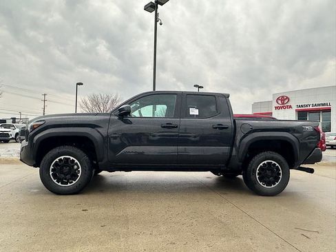 New 2026 Toyota Tacoma TRD Off-Road AWD/4WD image 2
