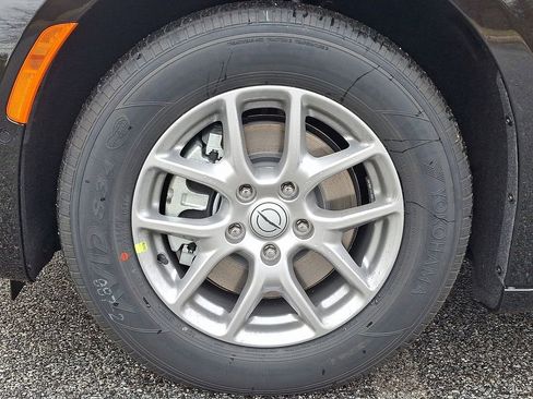 New 2026 Chrysler Pacifica Select image 5