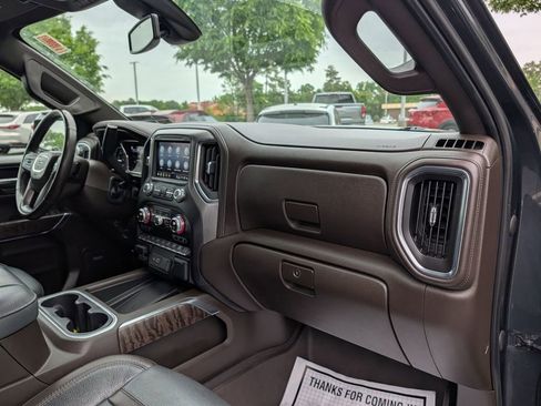 Used 2021 GMC Sierra 1500 Denali w/ Driver Alert Package II AWD/4WD image 22