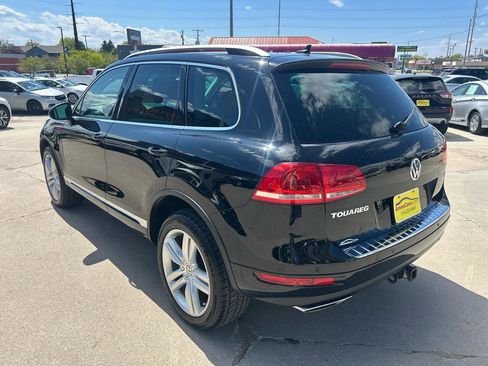 Used 2012 Volkswagen Touareg Executive AWD/4WD image 5