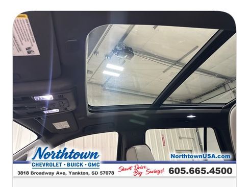 Used 2023 GMC Yukon SLT w/ SLT Premium Package AWD/4WD image 22