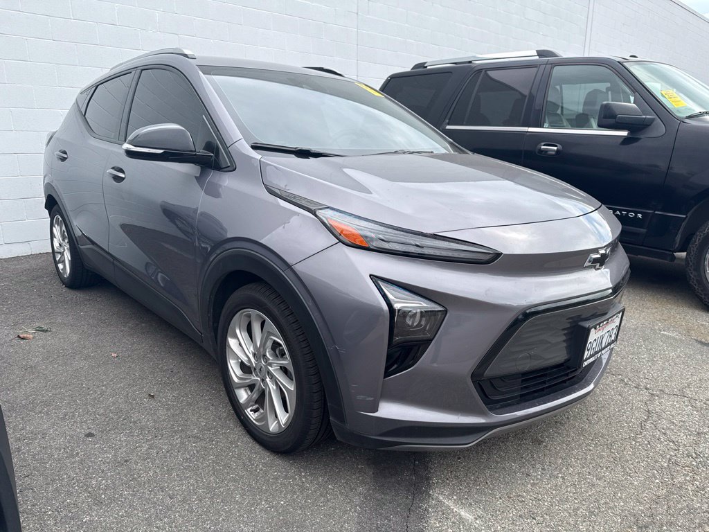 Used 2023 Chevrolet Bolt EUV LT FWD image 3