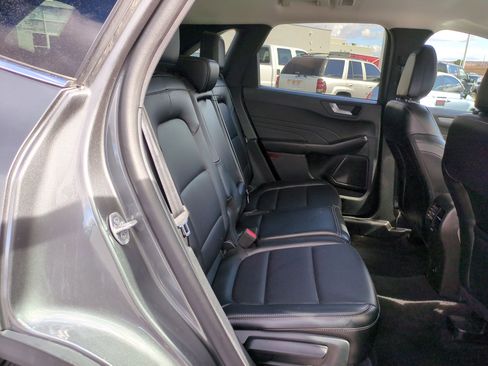 Used 2025 Ford Escape Platinum image 30