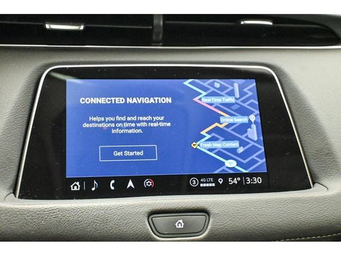 Certified 2023 Cadillac XT4 Luxury w/ Cold Weather Package image 32