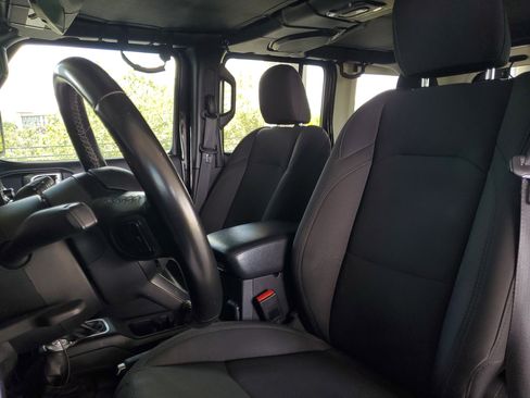 Used 2020 Jeep Wrangler Unlimited Sport S AWD/4WD image 20