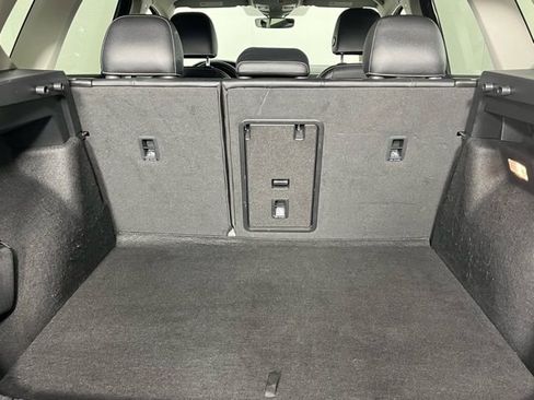 Used 2023 Volkswagen Taos SEL image 27