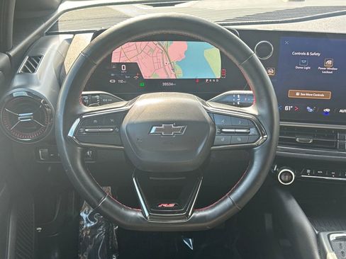 Used 2024 Chevrolet Equinox EV RS image 16