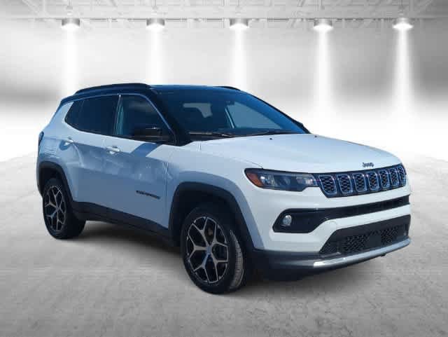 Used 2024 Jeep Compass Limited AWD/4WD image 2