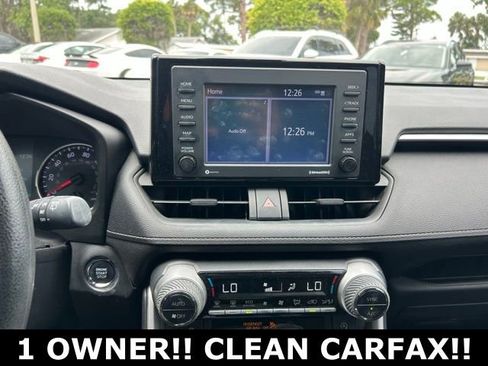 Used 2022 Toyota RAV4 XLE FWD image 16