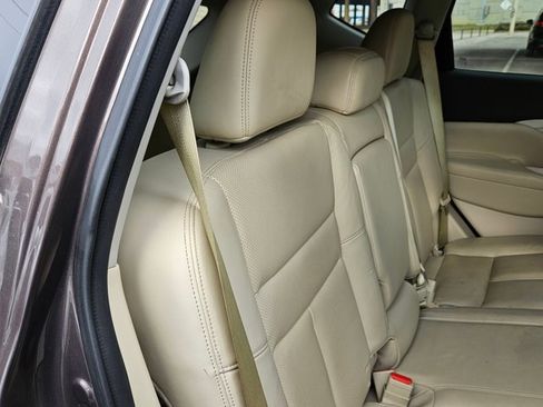 Used 2015 Nissan Murano Platinum w/ Platinum Technology Package image 21