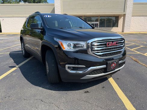 Used 2018 GMC Acadia SLE w/ LPO, Floor Liner Package FWD image 14