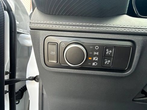 Used 2024 Ford Mustang Premium RWD image 18