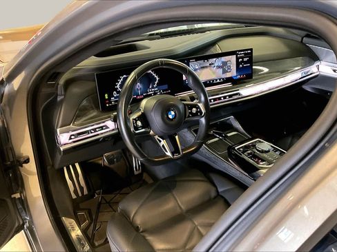 Certified 2023 BMW 740i RWD image 16