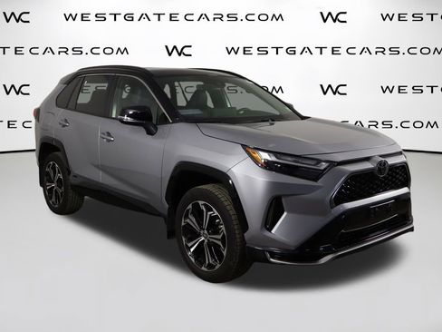 Used 2025 Toyota RAV4 XSE w/ Weather Package AWD/4WD image 45