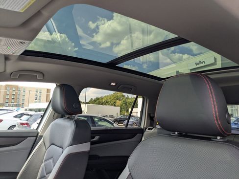 New 2026 Volkswagen Atlas Peak Edition image 16