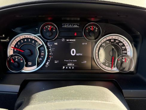 Used 2017 RAM 1500 Laramie w/ Convenience Group image 23