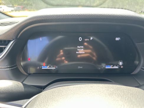 New 2025 Jeep Grand Cherokee Altitude image 27