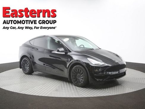 Used 2022 Tesla Model Y Long Range AWD/4WD image 43