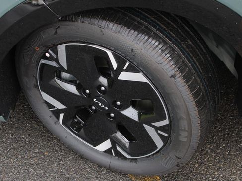 New 2026 Kia Niro Wind FWD image 21