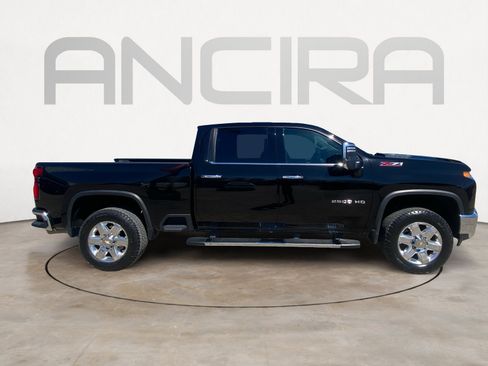Used 2022 Chevrolet Silverado 2500 LTZ w/ LTZ Premium Package image 11