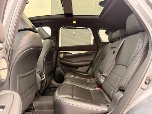 Used 2019 INFINITI QX50 Essential w/ Sensory Package AWD/4WD image 21