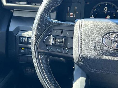 Certified 2025 Toyota Tacoma SR AWD/4WD image 21
