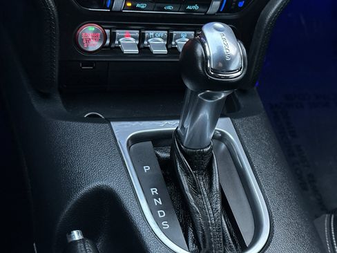 Used 2021 Ford Mustang Premium image 21
