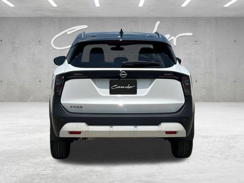New 2026 Nissan Kicks SV w/ SV Premium Package FWD image 16