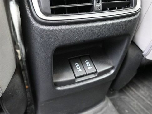 Used 2019 Honda CR-V Touring image 33