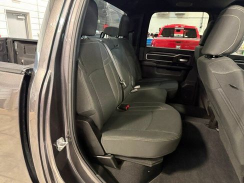 Used 2025 RAM 2500 Big Horn AWD/4WD image 16