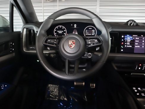 Used 2026 Porsche Cayenne S image 15